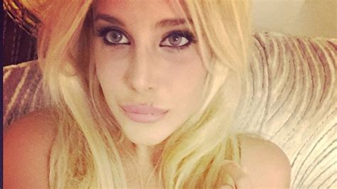 Charlotte Caniggia causó revuelo con un video super hot