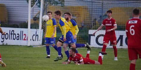 Starker Fc Au Berneck Schl Gt Aufstiegsanw Rter Fussball Regional