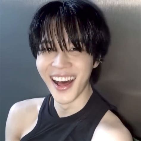 Foto Bts Beautiful Smile K Pop Jimin Selca Set Me Free Photo