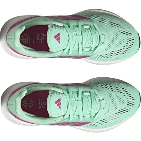 adidas ULTRABOOST 22 W - Women's running shoes - light green ...
