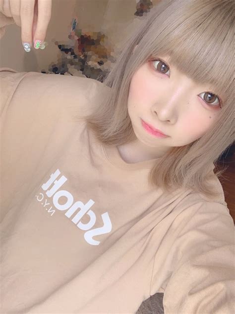 Hot girl để lộ bằng chứng sống ảo rành rành nhưng bất ngờ được fan ủng hộ