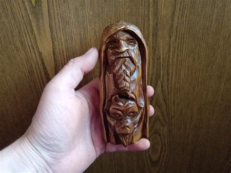 Статуя Фрейра из дерева - Etsy | Wood, Made of wood, Statue
