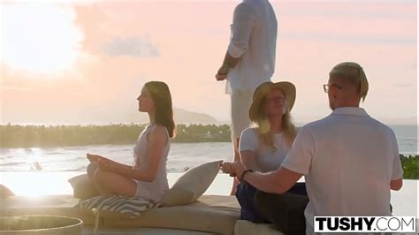 Margo Von Teese Model Page XVIDEOS