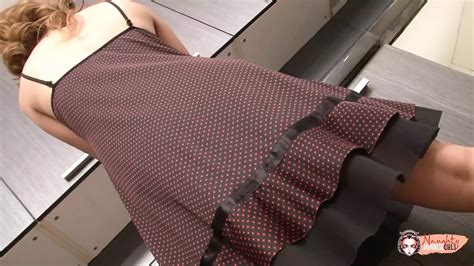 Aziatische Brunette Houdt Ervan Haar Geile Echtgenoot Te Neuken In De Keuken Xhamster