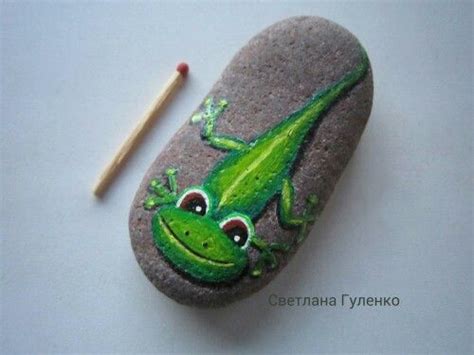 Ящерица рисунок на камне