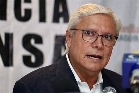 Bonilla anuncia que regresará al Senado tras fallo del Tribunal