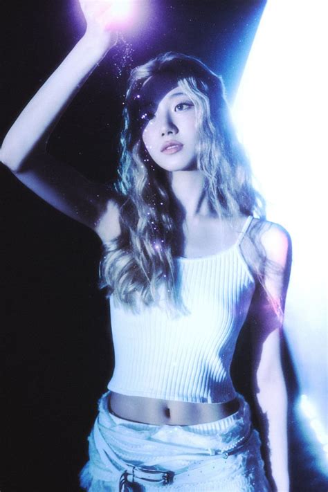 Le Sserafim Th Mini Album Hot Concept Photo Bleached Aura Kazuha