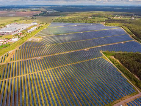 Paneles Solares En Zonas Rurales Desarrollo Sostenible