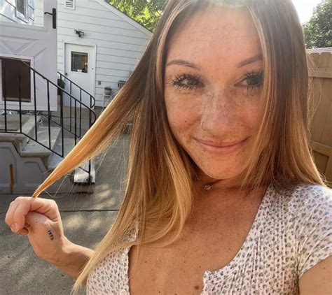 First Post Strawberry Blonde With Freckles All Over Nudes FreckledRedheads NUDE PICS ORG