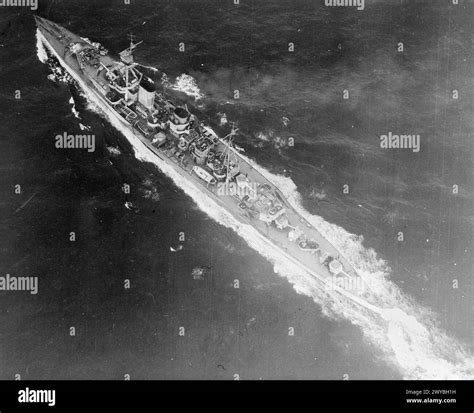 Hms Hawkins Underway At Sea Hawkins Stock Photo Alamy
