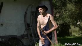 Xvideos Mulher Se Masturbando Puta Vagabunda Se Masturbando No Mato Ao Ar Livre Cnn Amador