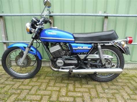 Yamaha Rd350 Blue Classic Bike 1974 1975