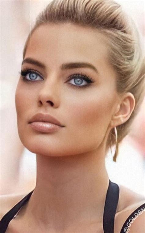 Pin By Serge Contreras On Beauty 2 In 2021 Gorgeous Eyes Beautiful Blonde Girl Gorgeous Blonde