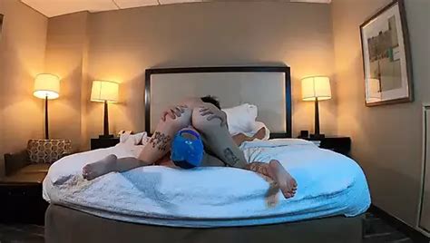 Eating Sexy Tatted Woman S Pussy XHamster