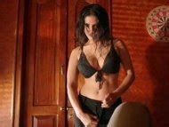 Naked Sunny Leone In Jackpot 2013