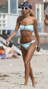 De Kleur Van Je Badpak Of Bikini Mag Best Wat Pittiger Zijn Lida Thiry