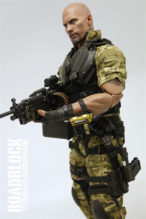 Toyhaven Review Iii Hot Toys G I Joe Retaliation Inch Dwayne Johnson As Roadblock