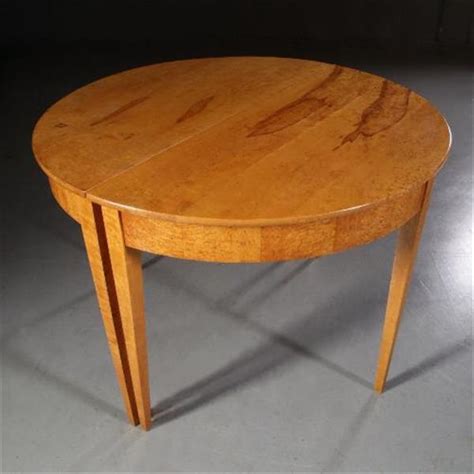 Antieke Tafels Stel Blonde Esdoornhouten Demi Lune Tafels Ca No Kopen Stoelen