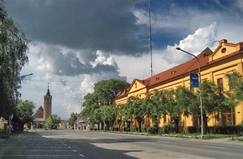 Monor és a Strázsahegy története | Monori Pincefalu