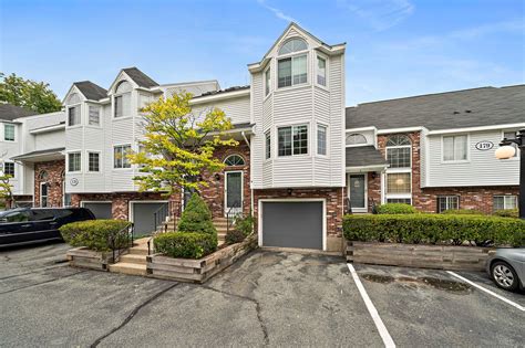 179 Tall Oaks Dr Weymouth MA 02190 TMRE Photography