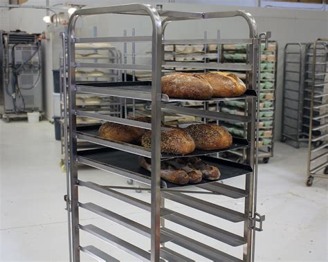 18 Shelf Bakery Rack to Suit 18” Trays (BKR1818) - Richmond Wheel ...