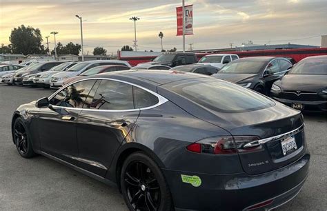 Tesla Model S D Deboss Motors