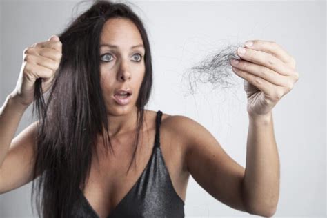 Caída De Pelo Por Estrés En Mujeres Causas Y Soluciones Cirugía