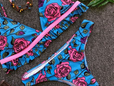 Explosive Models Sexy Split Triangle Ruffled Printed Bikini On Luulla