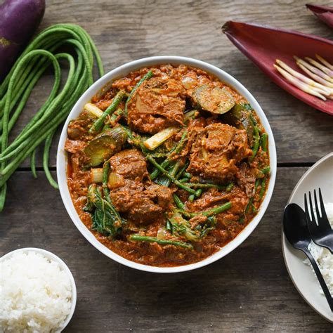 Kare Kare (Filipino Oxtail, Vegetable & Peanut Sauce Stew)