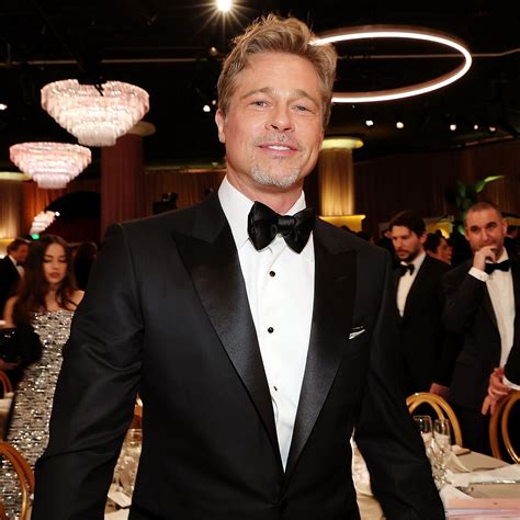 Ans Brad Pitt Confirme Son Statut De Sex Symbol En Smoking Vogue France