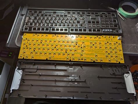 Amazon Ca Koorui Rgb Backlit Hot Swap Mechanical Keyboard Wired Keys W Volume Knob Uk