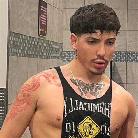 Big Cock Sucker Swallows Cum Load Hung Papi Gay Cruising Twink Porn Feat Santo Jorge Xhamster