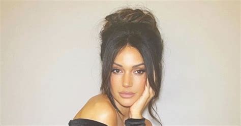 Michelle Keegan Sizzles In Tiny Bikini As She Confirms New Netflix Show Role Flipboard