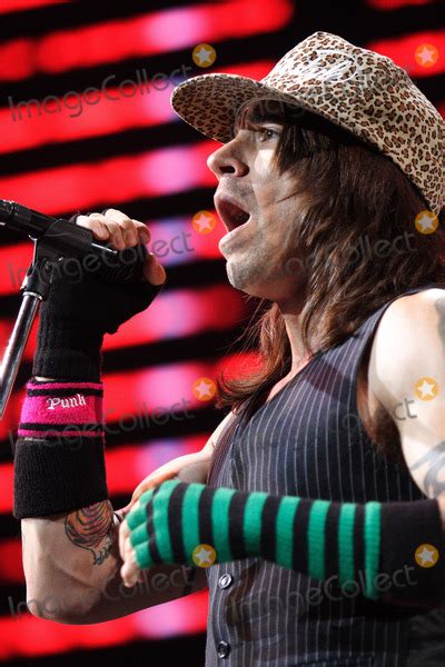 Photos And Pictures London Uk Anthony Kiedis Of Red Hot Chili Peppers Perform Live At Earls