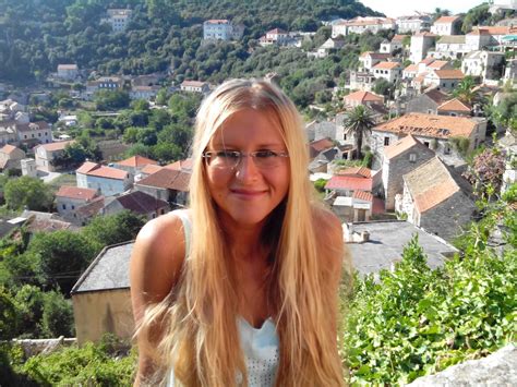 Home Pics 8753 Croatian Summer 408 Porn Pic