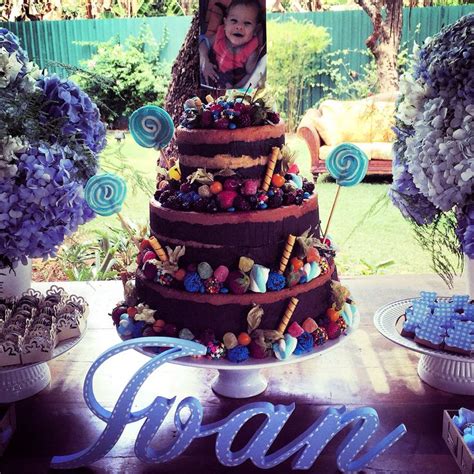 Naked Cake Recheio De Chocolate E Doce De Leite Decorado Balas E Pirulitos