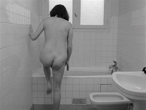 Naked Caroline Champetier In Evidence