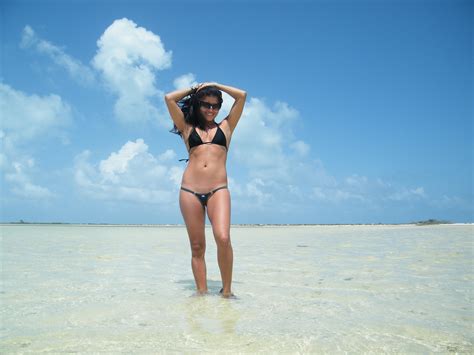 Bikini Model Mimi AI Enhanced Picture Topaz Sharpen Faceai Porn Pic