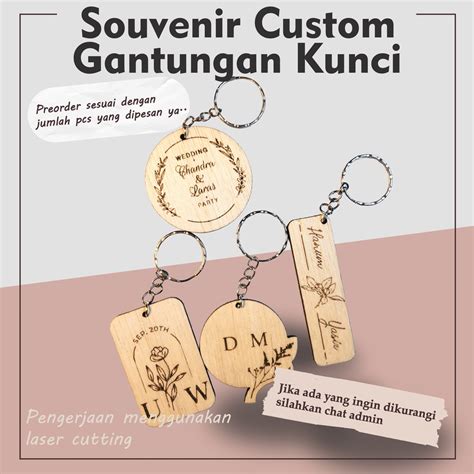 Jual Souvenir Pernikahan Custom Souvenir Gantungan Kunci Custom Souvenir Kayu Gantungan Kunci