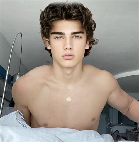 Pin By Angelmck On Beautiful Boys In 2022 Boy Hairstyles Beautiful