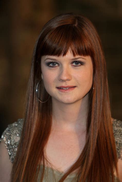 Bonnie Ootp London Premiere Bonnie Wright Photo 19175811 Fanpop