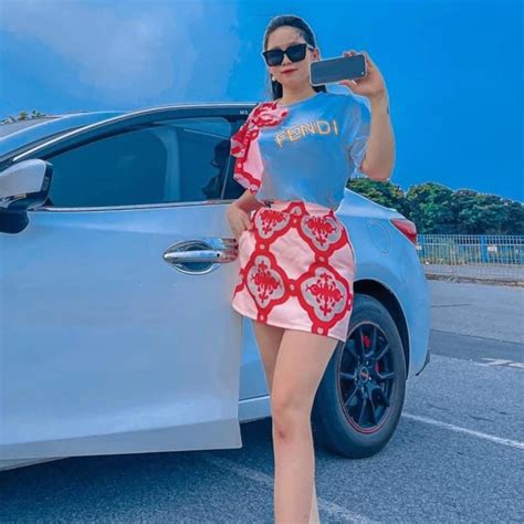 Đây là các mẫu xe sang hay được hot boy hot girl tài chính dùng sống ảo truyền đạt đạo lý