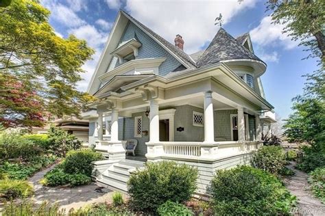 1902 Victorian In Seattle Washington — Captivating Houses Seattle