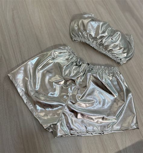 Conjunto Metalizado Top E Hot Panties Carnaval Cia Do Vestido Os Melhores Looks Em At X No