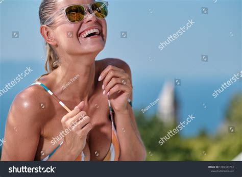 Sexy Beautiful Brunette Woman Sunglasses Bikini Stock Photo 1789333763 Shutterstock