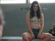 Alex Frnka nude pics página 1