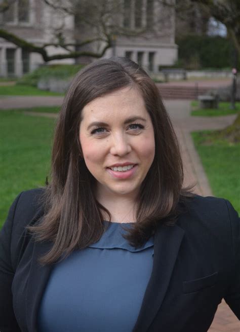 Marissa Heringer – UW Graduate School – Faculty and Staff