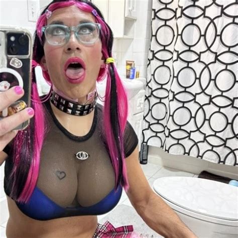 Sissy Bimbo Big Tit Brittney Shemale Piercing Amateur Porn Feat Brittneycummz Bbc XHamster