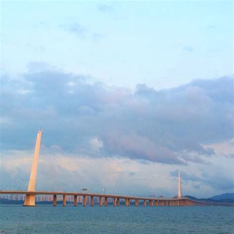 Shenzhen Bay Bridge. I remember the last time I crossed this bridge, I ...