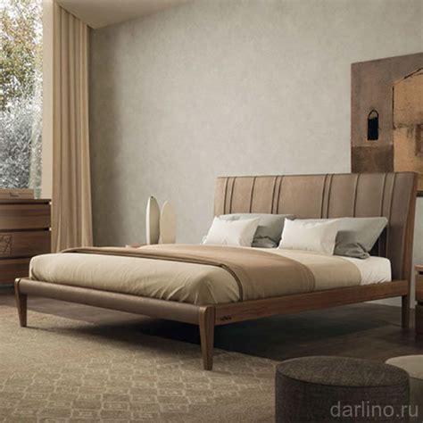 Кровать на ножках с мягким изголовьем Modigliani - купить за 0 руб. в ...